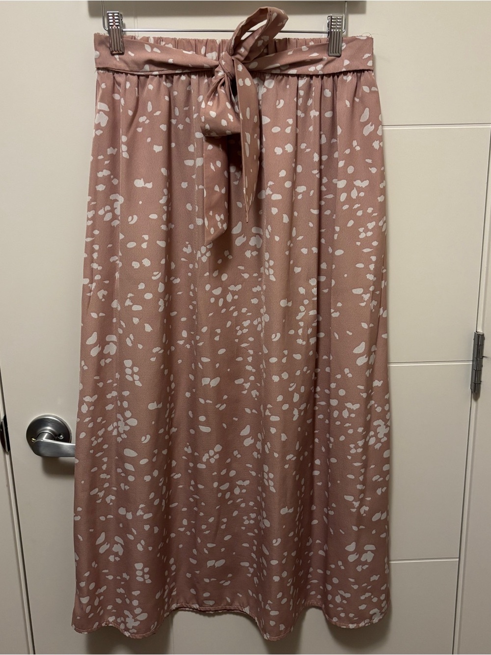SHEIN Blush Pink Maxi Skirt with White Spot Print and Tie Waist